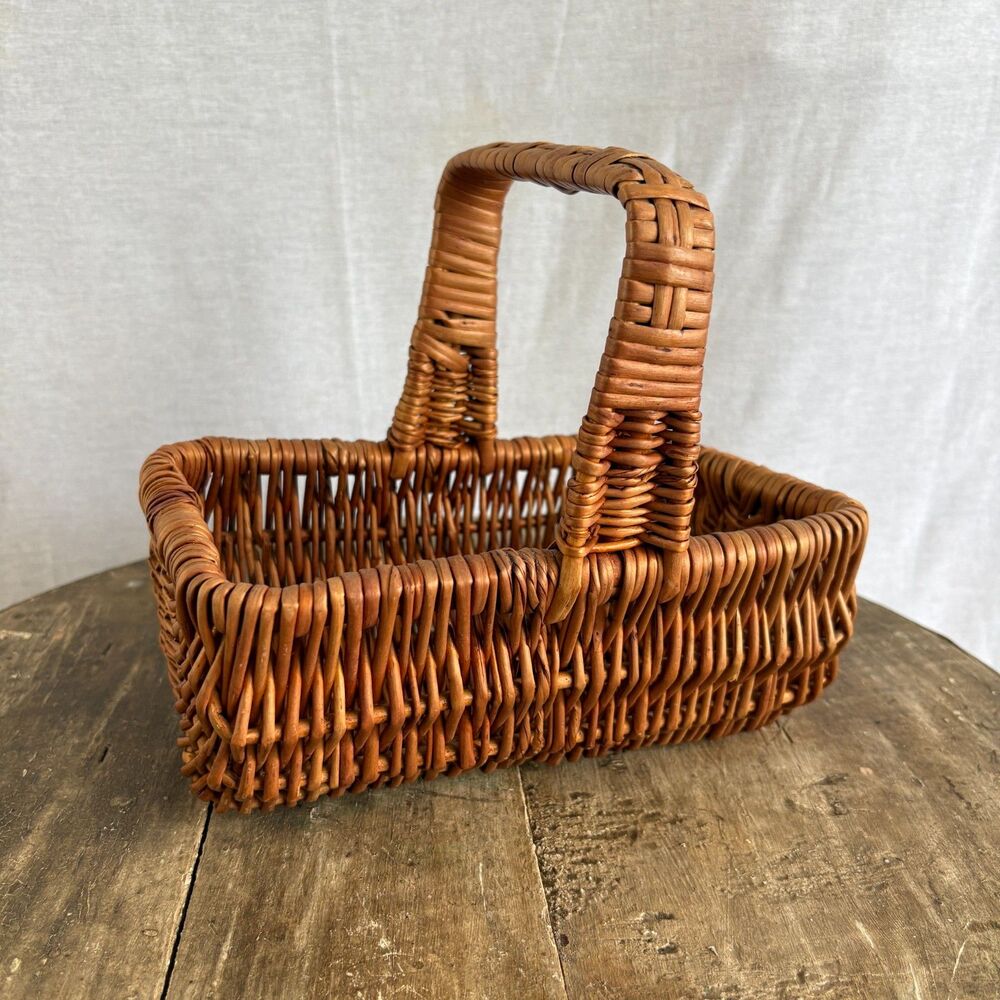 Vintage Wicker Gathering Basket Small Handwoven Farmhouse Cottagecore